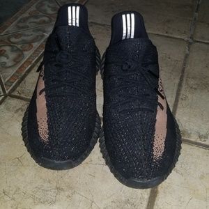 Yeezy V2 Core Black Copper - UA
